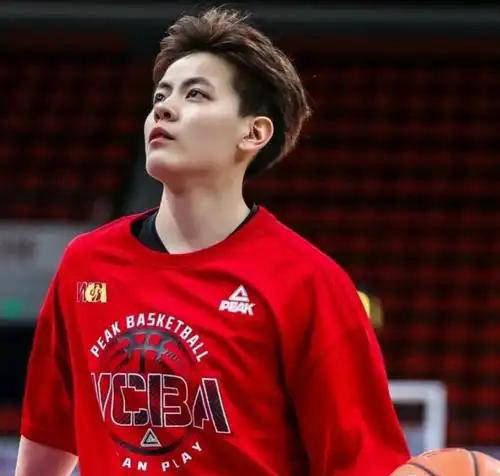 黄思静未出 黄思静未出