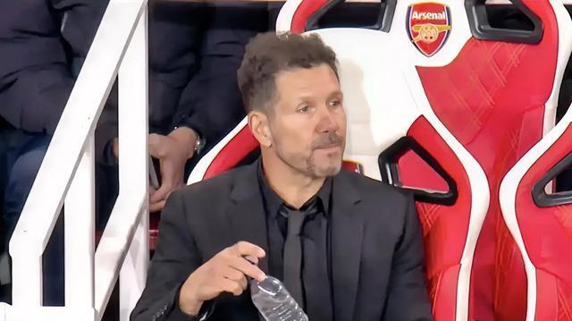 的球队, 图反击, 根本不给马