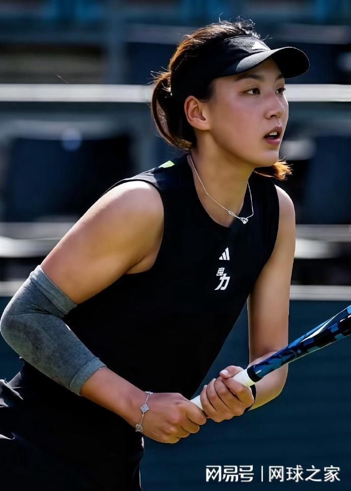 萌夏爆冷, 给了同胞袁 萌夏爆冷, 给了同胞袁